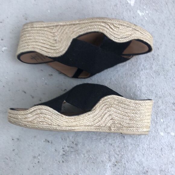 Aquatalia slides  - Picture 3 of 7